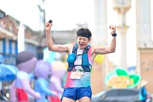 BIB: 5063
                            <button type="button" onclick="openModal(24884913)" class="btn btn-primary btn-sm float-right btn-popup" data-toggle="modal" data-target=".modal-high-quality">
                        <i class="fas fa-shopping-cart"></i> Add to Cart
                    </button>
                                            <button type="button" onclick="isThisMe(24884913, true)" class="btn btn-success btn-sm float-right btn-popup btn-isme hidden" data-toggle="tooltip" data-placement="bottom" title="นี่คือรูปของคุณใช่ไหม คลิกที่นี่เพื่อเอาเข้าอัลบั้ม">
                        <i class="fas fa-plus"></i> Add to album
                    </button>
                    <button type="button" onclick="isThisMe(24884913, false)" class="btn btn-warning btn-sm float-right btn-popup btn-isnotme hidden">
                        <i class="fas fa-ban"></i> Remove from album
                    </button>